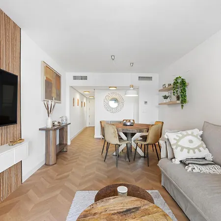 Apartment Delphine By Calpitality
