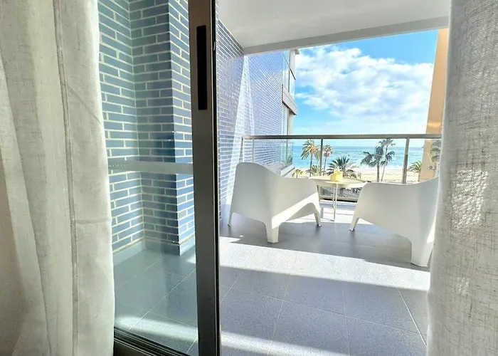 Delphine By Calpitality