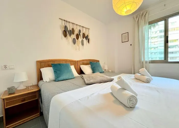 Delphine By Calpitality